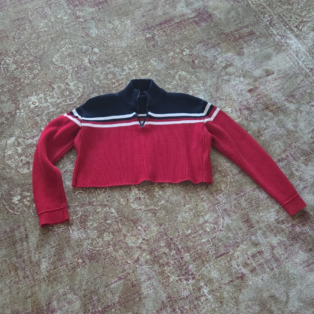 Brandy Melville Cropped Ribbed Half Zip Sweater